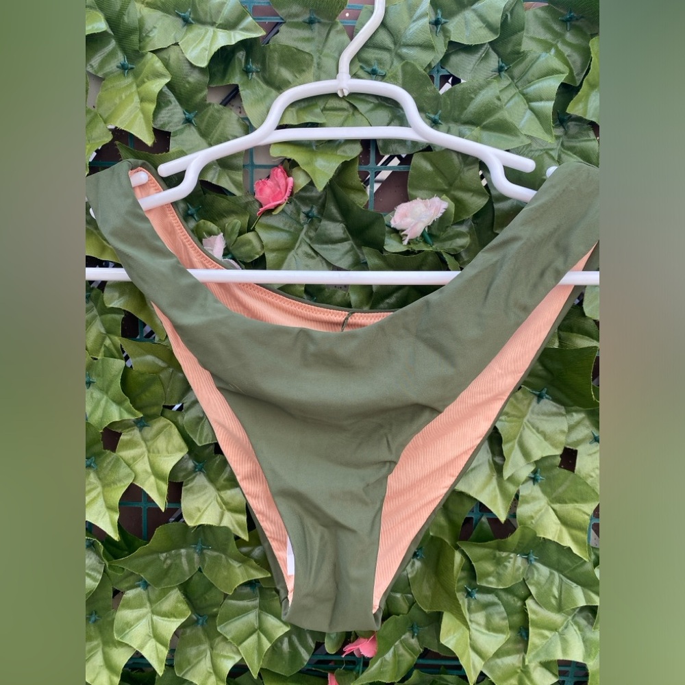 Brand New Medium Bikini Bottoms NWT J CREW